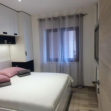 Holiday Home Jass Near Makarska Zagvozd Esterno foto