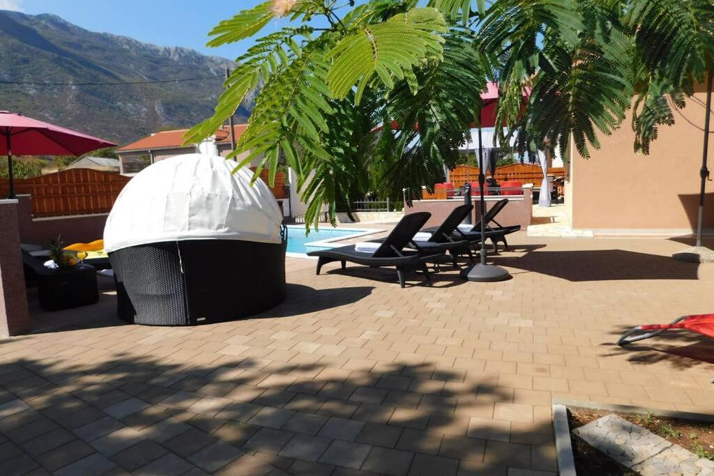 Holiday Home Jass Near Makarska Zagvozd Esterno foto