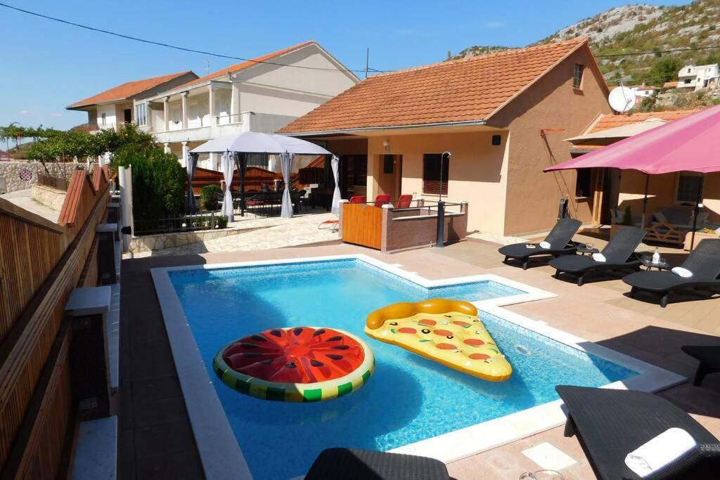 Holiday Home Jass Near Makarska Zagvozd Esterno foto