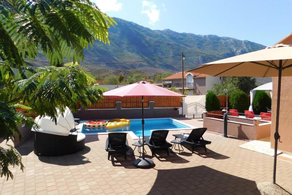 Holiday Home Jass Near Makarska Zagvozd Esterno foto
