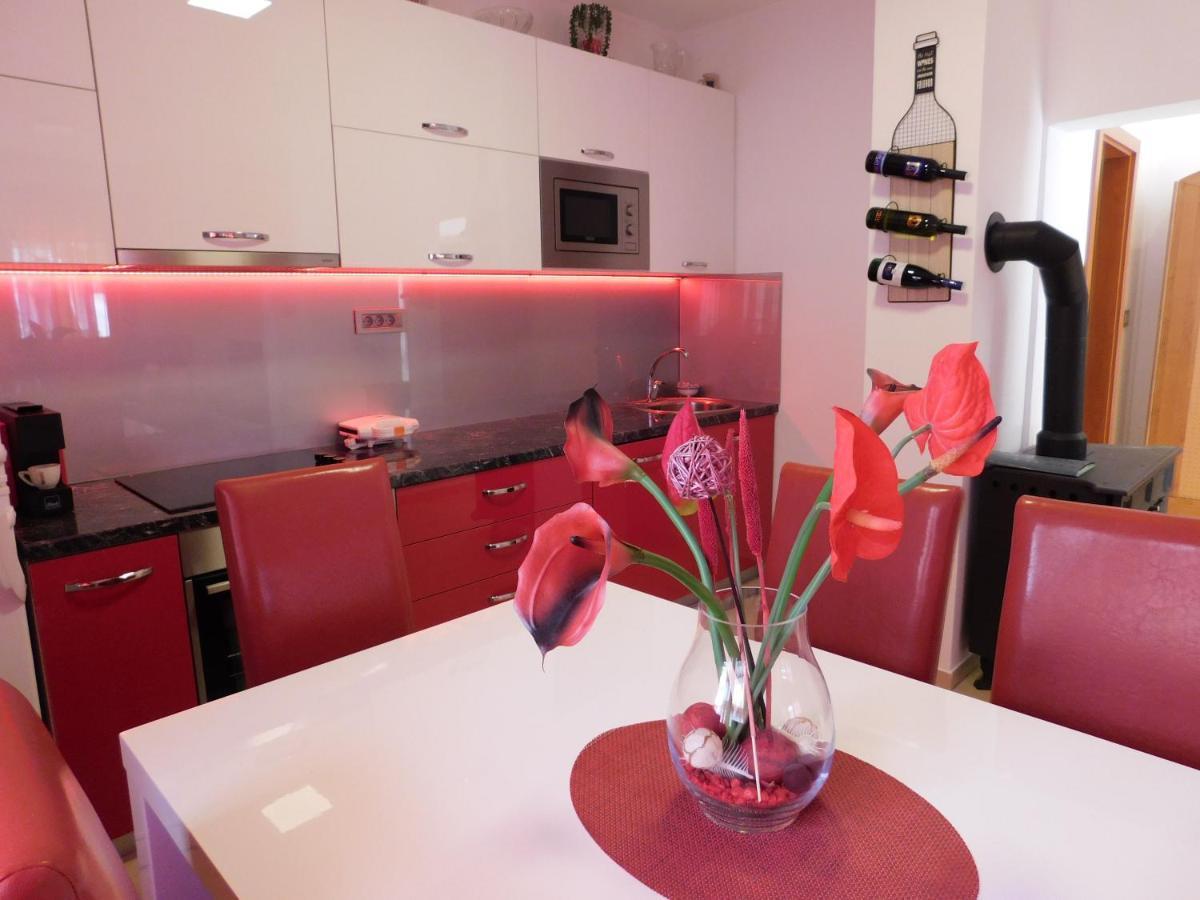 Holiday Home Jass Near Makarska Zagvozd Esterno foto