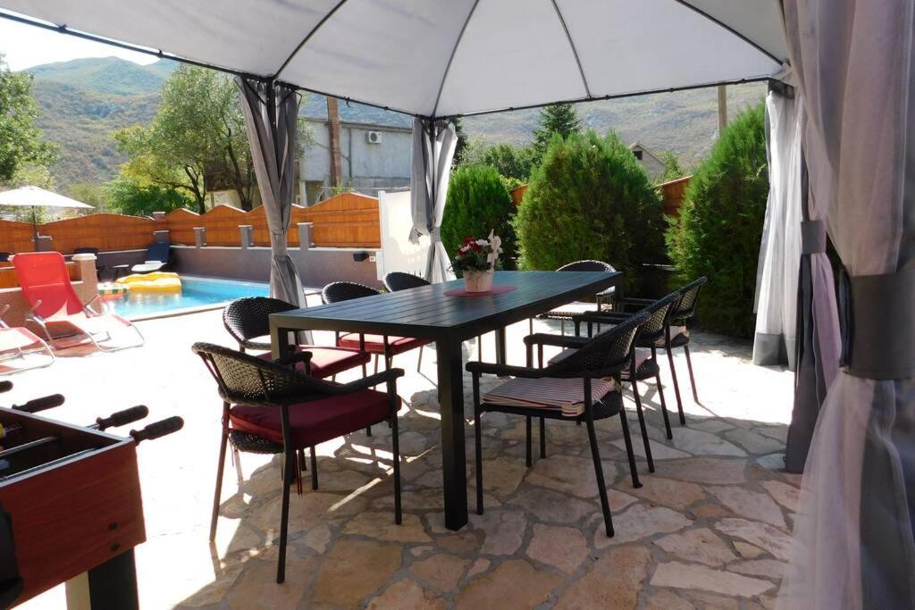 Holiday Home Jass Near Makarska Zagvozd Esterno foto