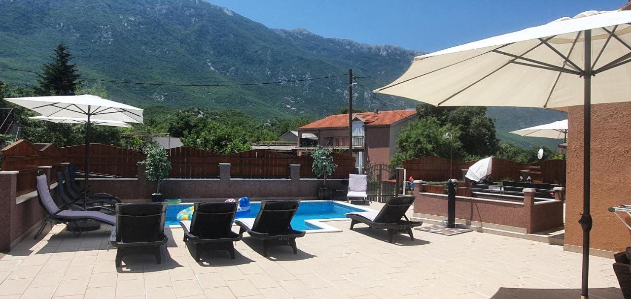 Holiday Home Jass Near Makarska Zagvozd Esterno foto